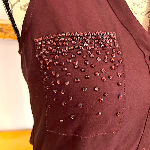 Express Rhinestoned Sleeveless Blouse - Picture 5 of 7
